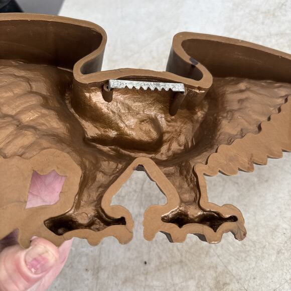 VINTAGE BURWOOD PRODUCTS EAGLE PLAQUE - Picture 9 of 11